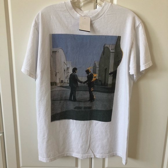 Brandy Melville Graphic Tee - Picture 1 of 3